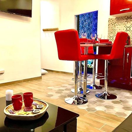 Le Led Room,Centre Ville Place De Parking Gratuite Sens Exterior foto